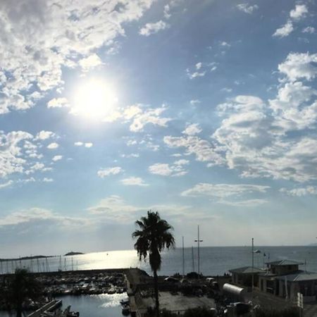 T2 Magnifique Vue Mer Panoramique Six-Fours-les-Plages Exterior photo